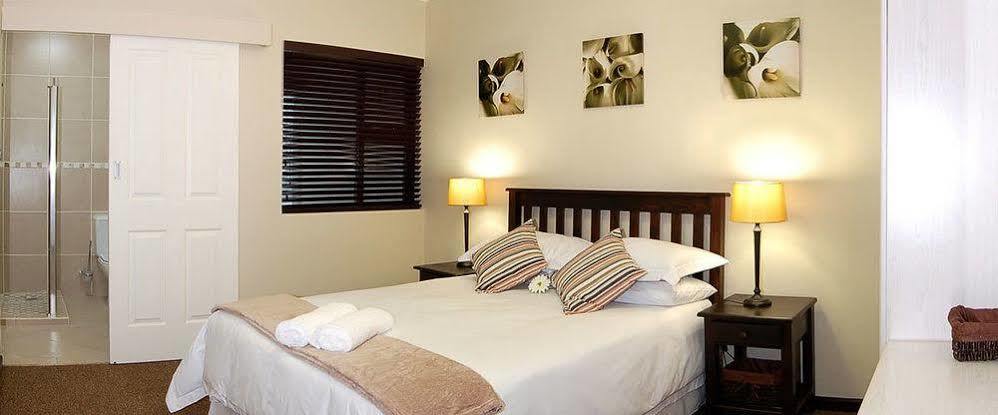 Lalapanzi Guest Lodge Port Elizabeth Exterior photo